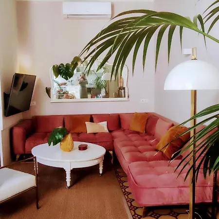 Casa vacanze Stunning Views In Romantic Old Town *